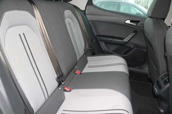 SEAT Leon 1.5 TSI EVO SE Dynamic 5dr